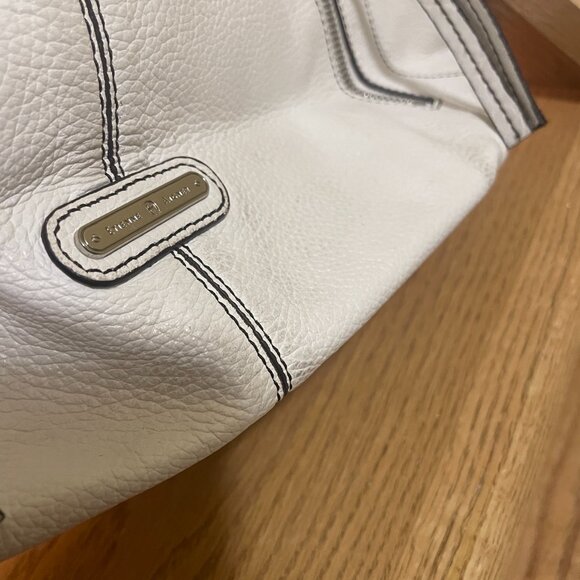 Etienne Aigner Handbag - Picture 11 of 13